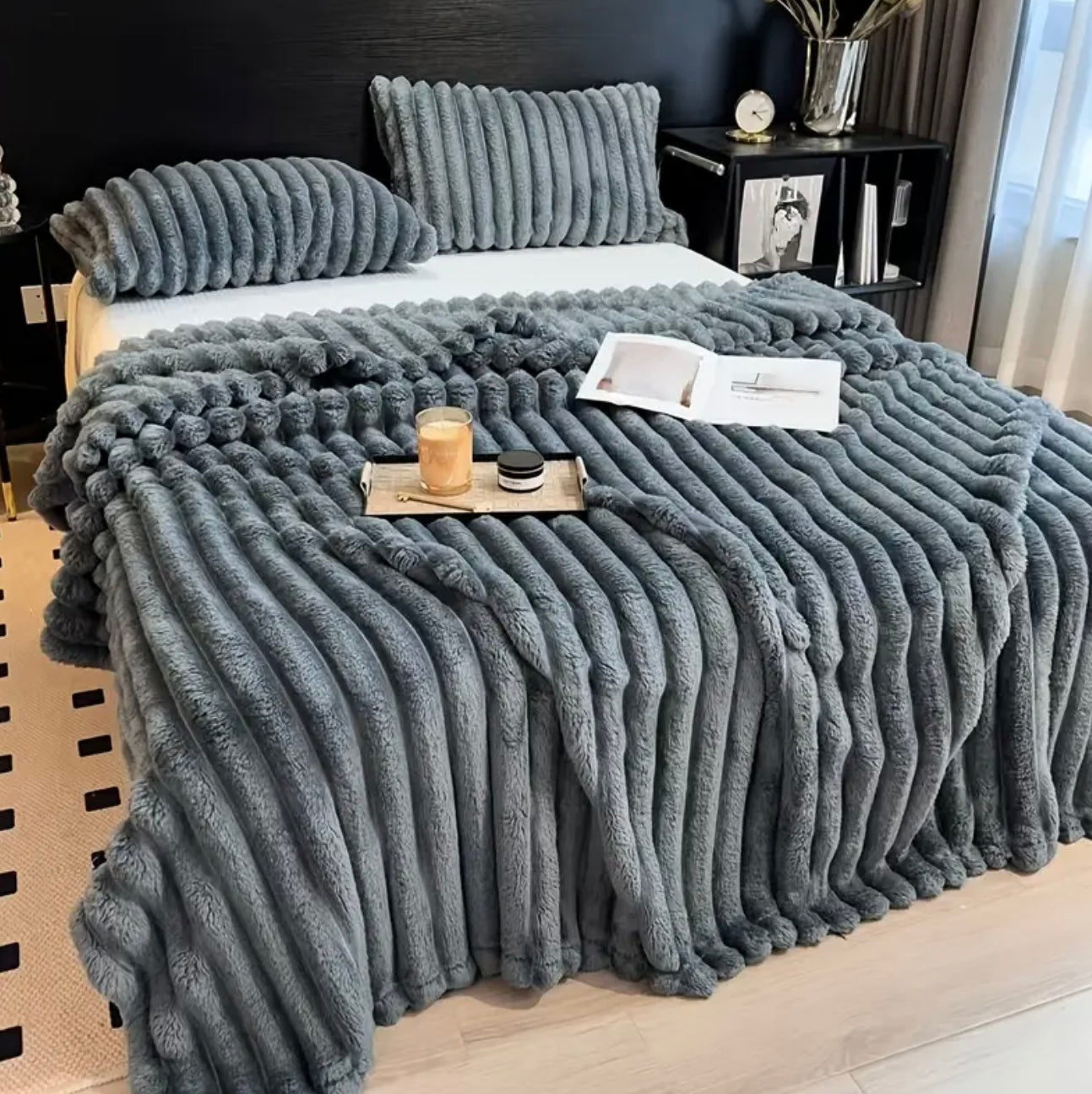 RIBBED THROW