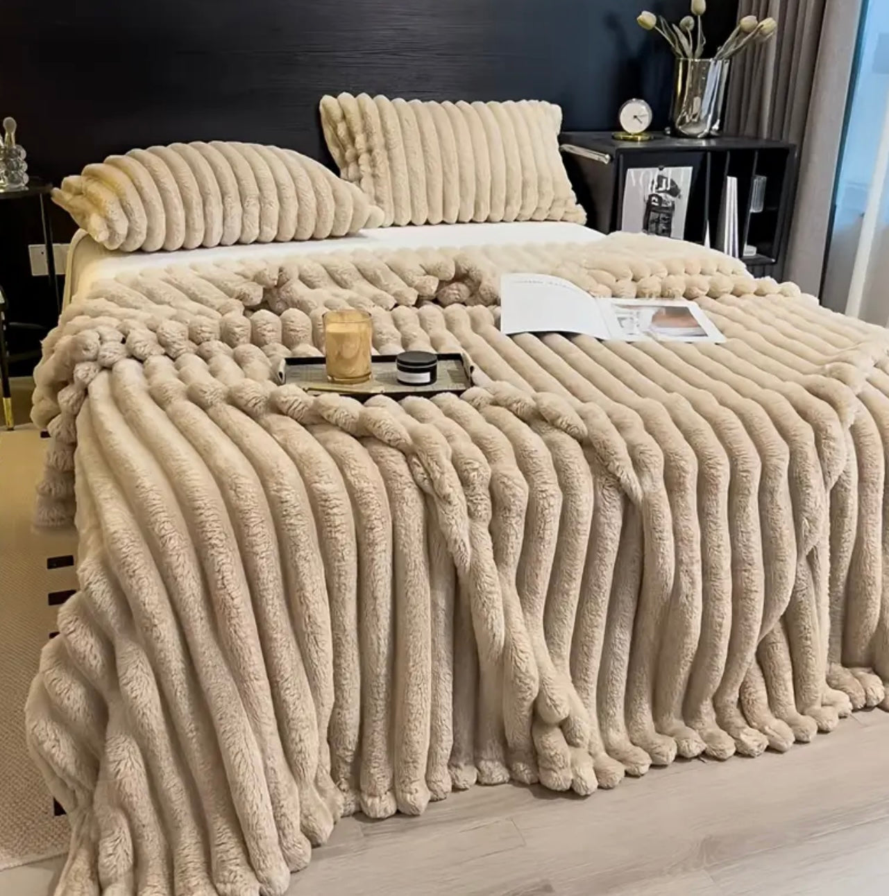 RIBBED THROW