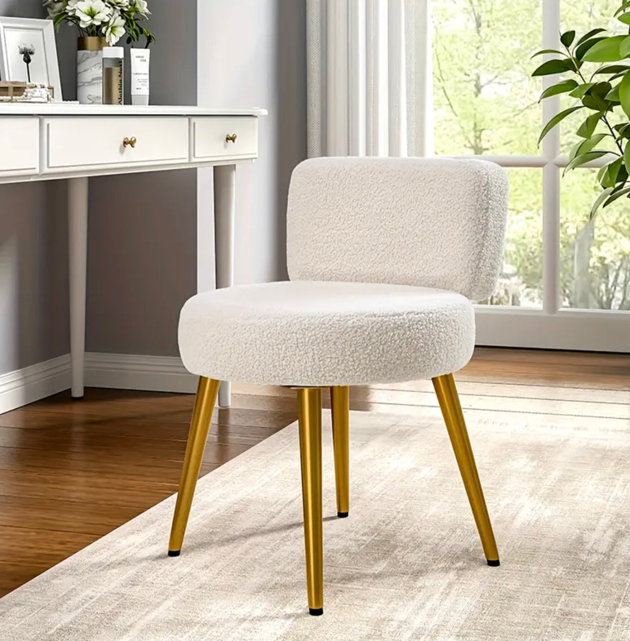 TEDDY PLUSH STOOL