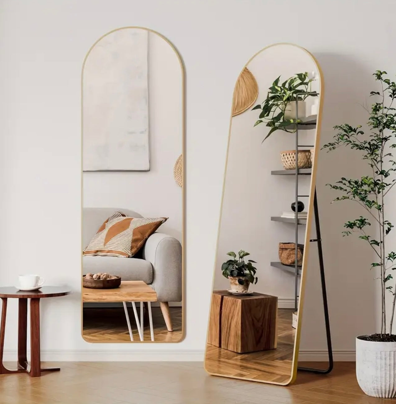 GOLD STANDING MIRROR
