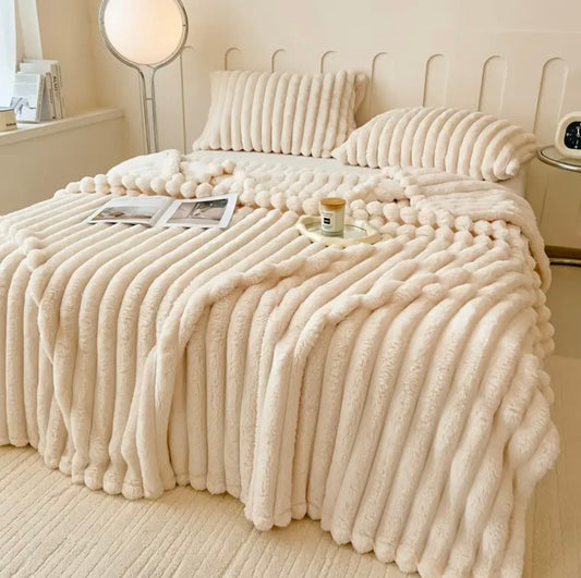 RIBBED THROW